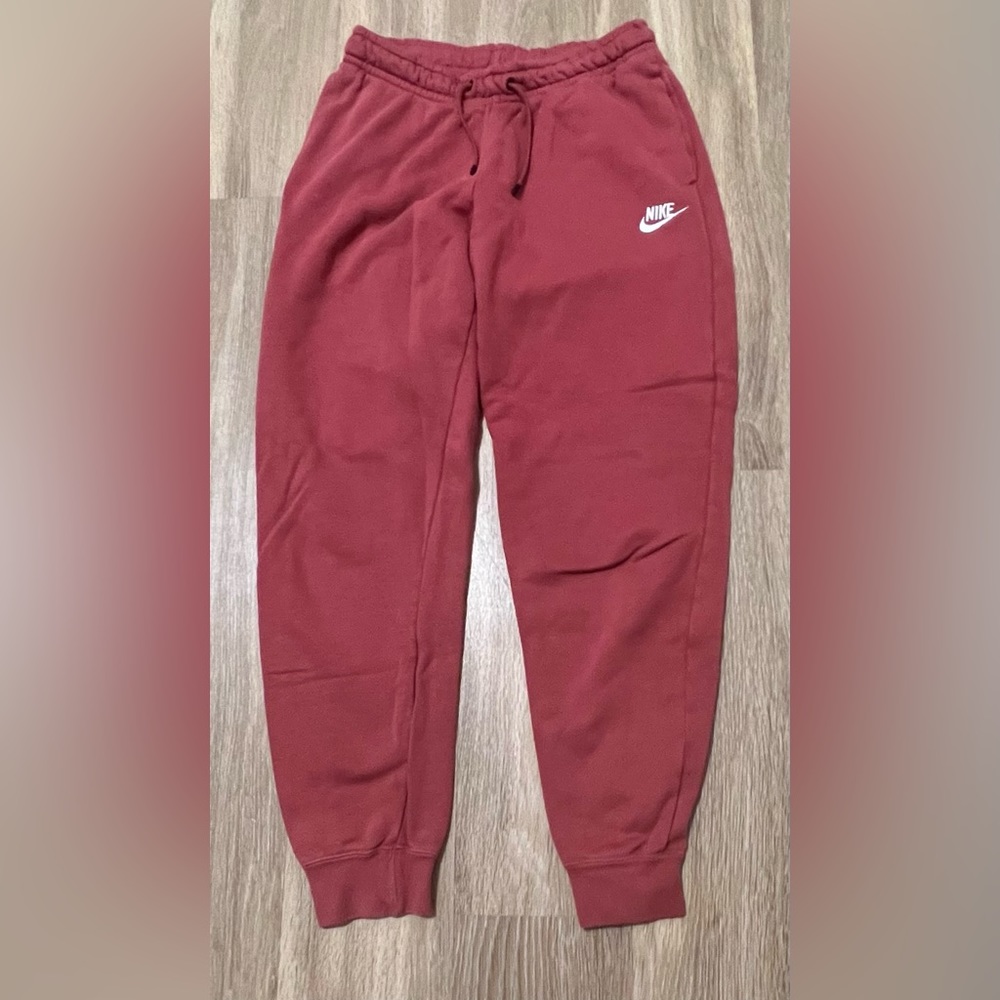 nike joggers